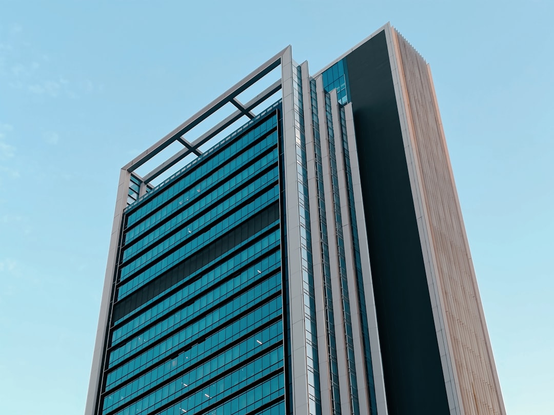Photo zavron finance
